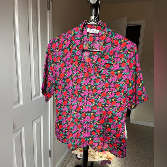 *SOLD* Vintage Notations floral short sleeve button up with collar - Picture 7 of 7